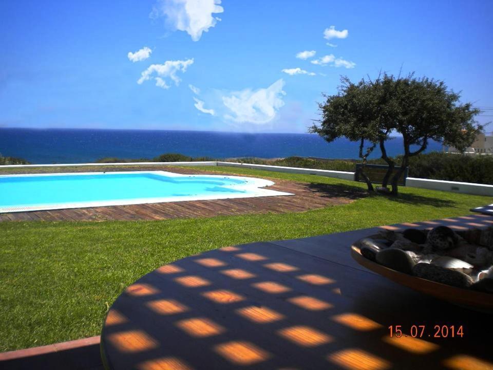 Cristelia Seafront & Pool Villa Lakhania Luaran gambar