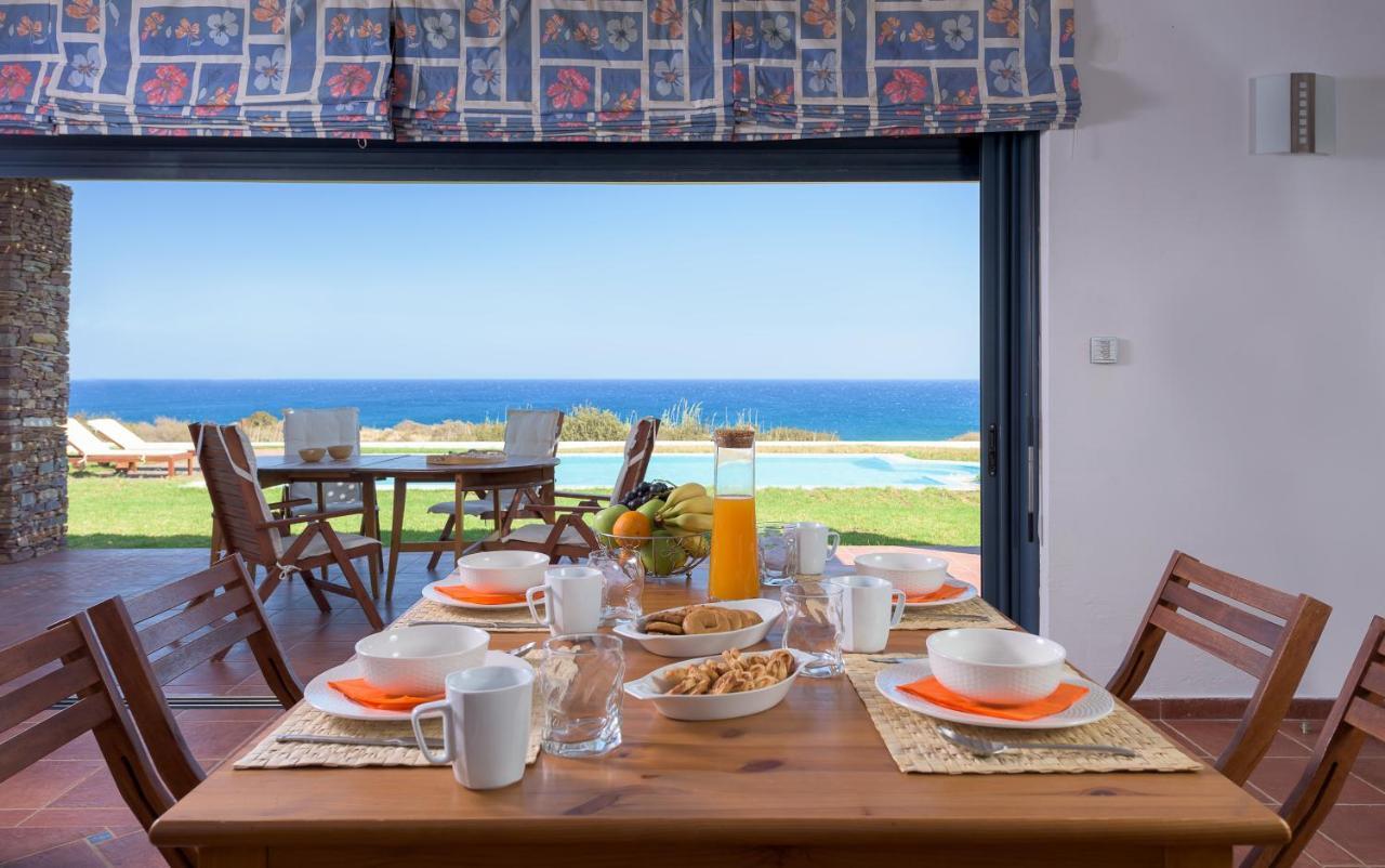 Cristelia Seafront & Pool Villa Lakhania Luaran gambar