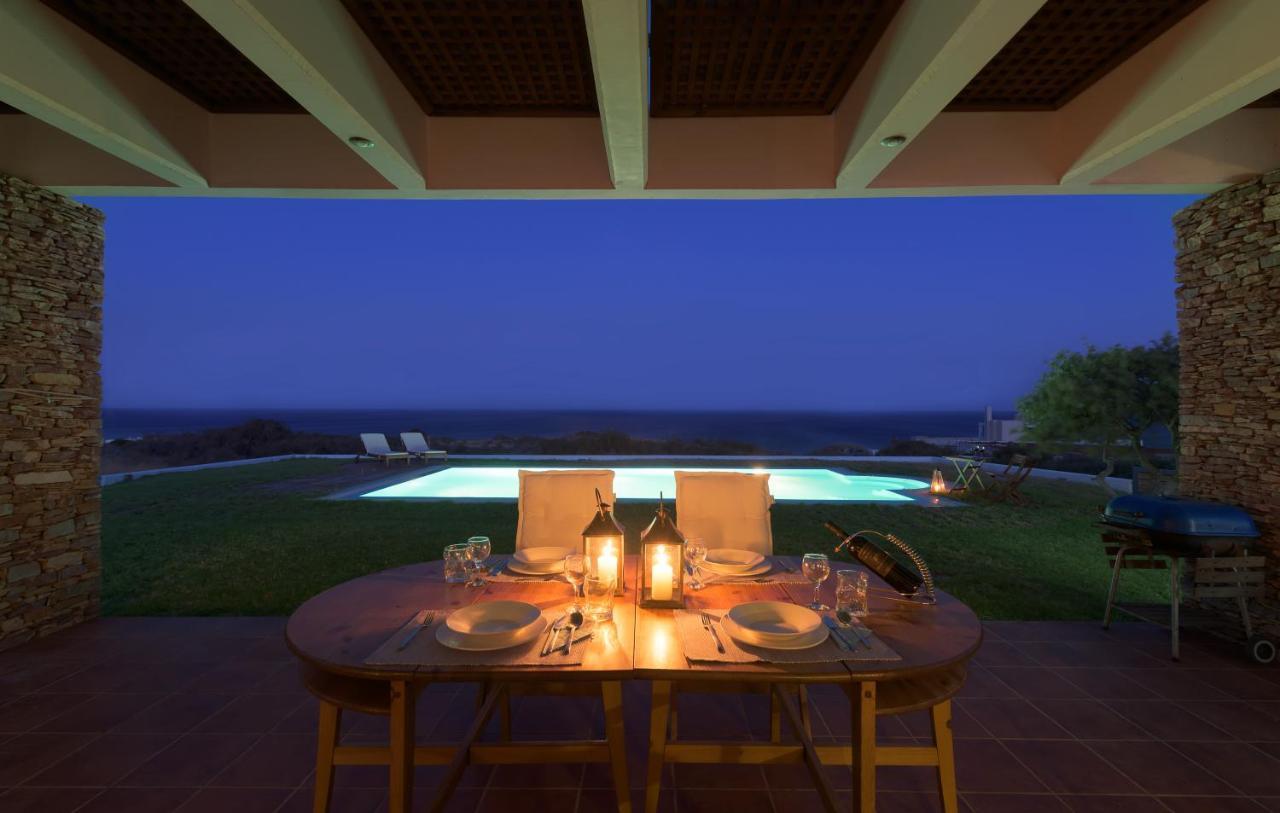 Cristelia Seafront & Pool Villa Lakhania Luaran gambar
